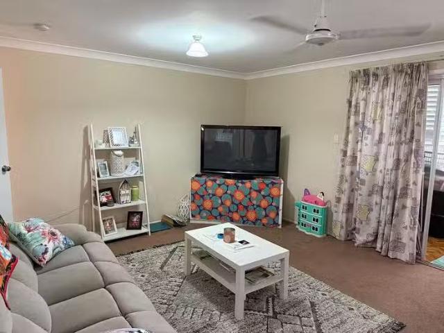 64 Hamilton Street, Redland Bay, QLD 4165