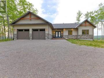 64 Hamish Trail, Whitewater Region, ON, K0J 2L0 house for sale | Listing ID X13453 | Royal LePage
