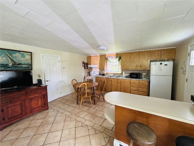 64 Hemlock Avenue, Narragansett, US, RI
