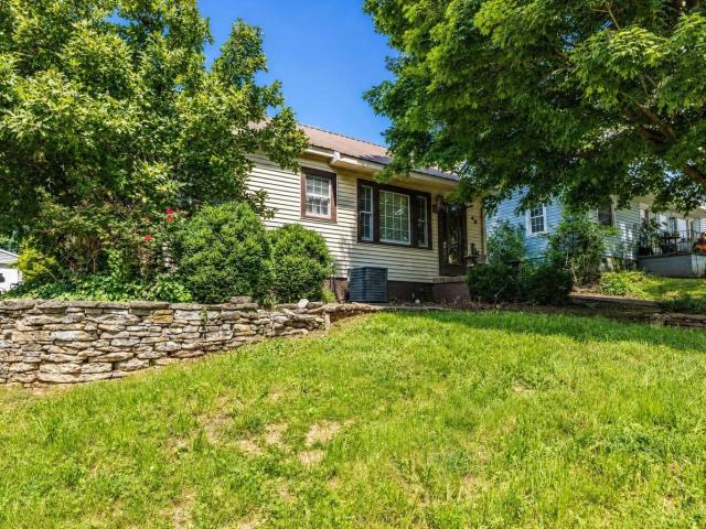 64 Horseshoe Drive