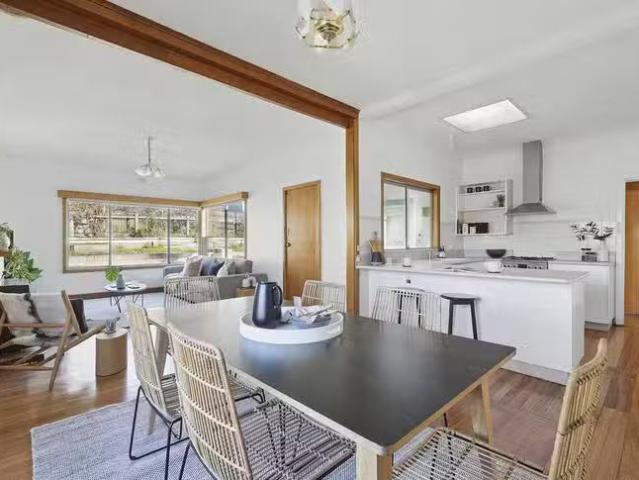 64 Kenbrae Avenue, Glenorchy, TAS 7010