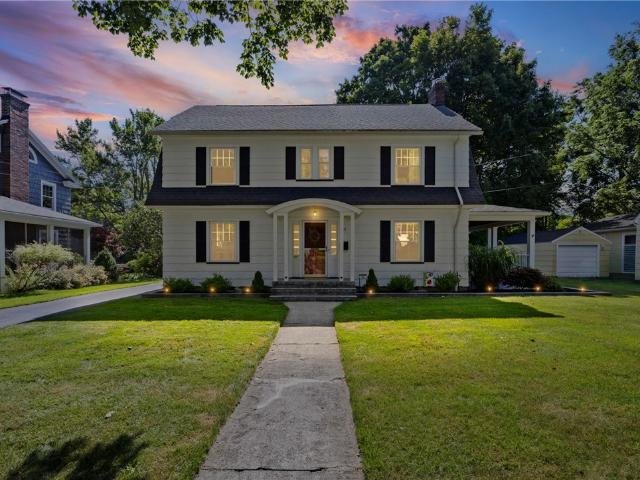 64 Lacy St