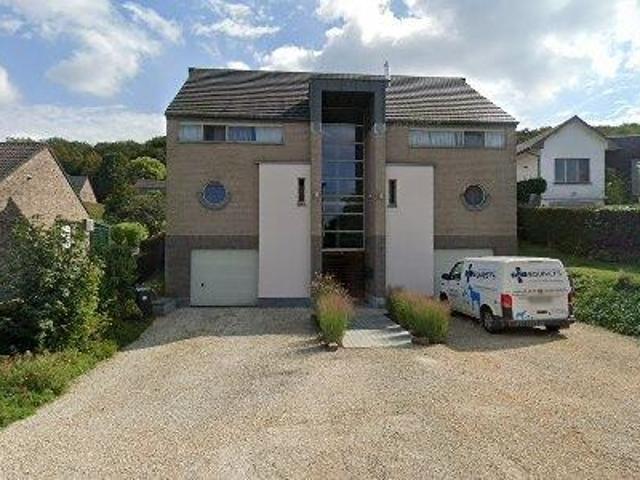 64 m2 apartment for rent in Andenne