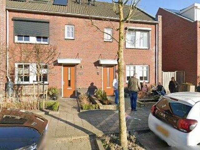 64 m2 apartment for rent in Barendrecht