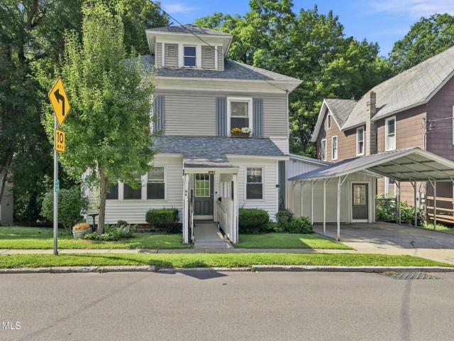 64 Moyer Street