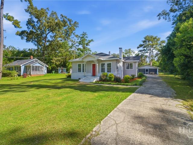 64 Nelson Avenue