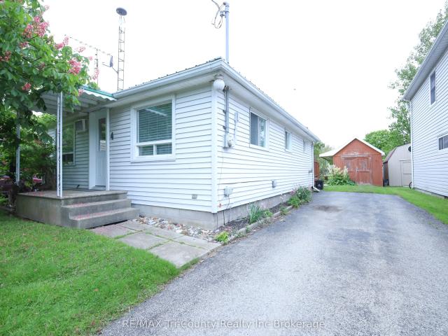 64 Newport Lane