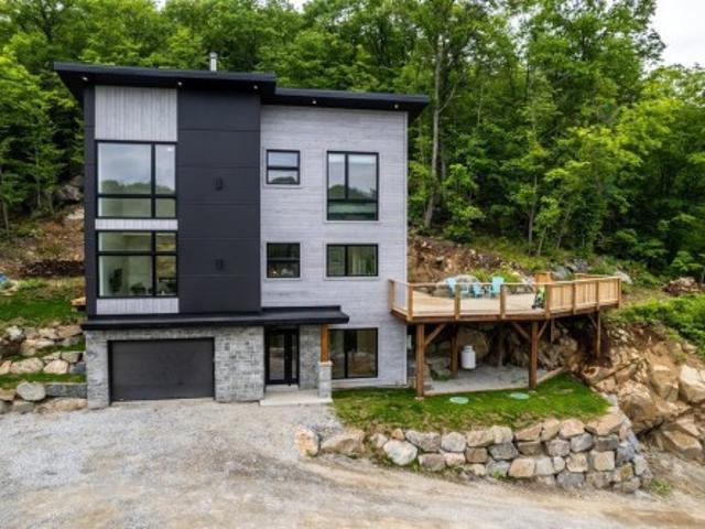 64 Rue De Sarajevo, Cantley, QC, J8V 3B2 house for sale | Listing ID 14811 | Royal LePage