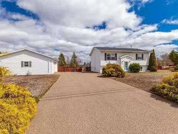 64 Seth Drive, Wilmot, NS, B0P 1R0 house for sale Listing I.