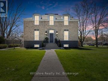 House for sale in Elgin, Ontario - Office room