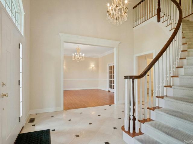64 Stonewall Circle