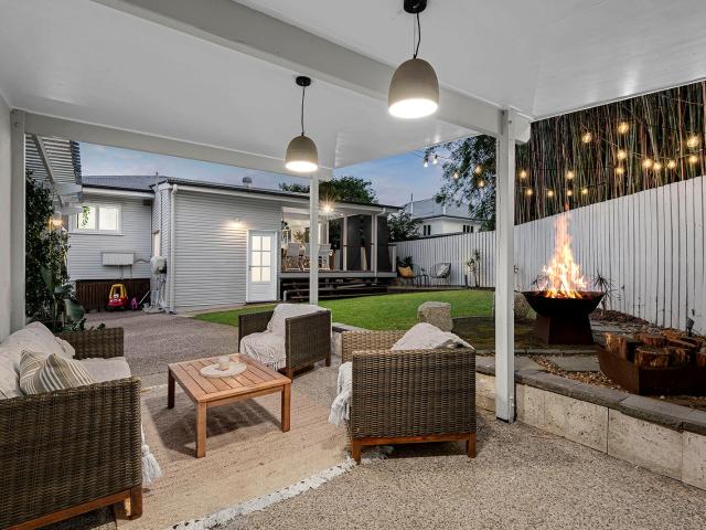64 Stephenson Street, Oxley, QLD 4075 House for Rent Ray White Sherwood | Ray White Centenary