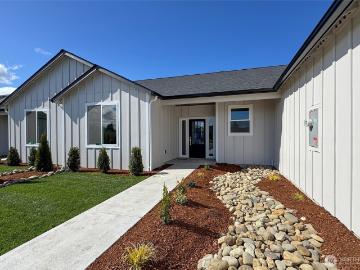64 Sussex Ct, Unit 21, Sequim, WA 98382 | MLS #2463