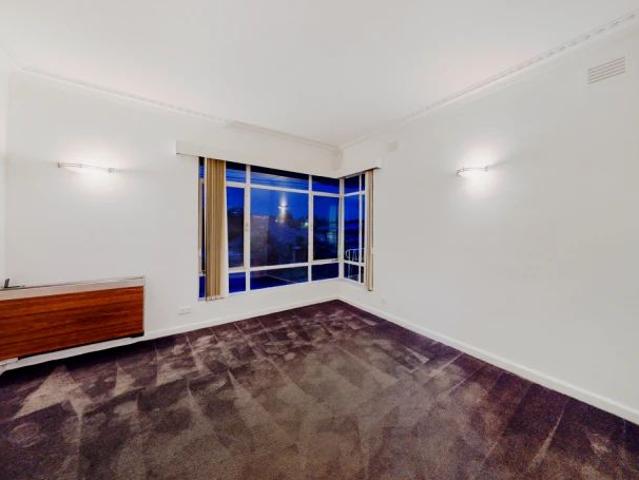 64A Bath Road, Glen Iris, Melbourne