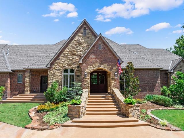 6508 Hackberry Trail