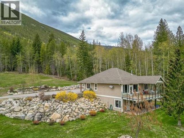 6500, 6450, 6425 1 Avenue Nw Lot# 1,2,3, Salmon Arm, BC, V1E 3B2 house for sale | Listing ID 10383 | Royal LePage