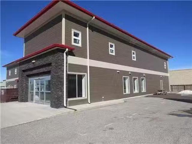 650 1St Street, Brandon, MB, R7A 6K5 commercial for lease L.
