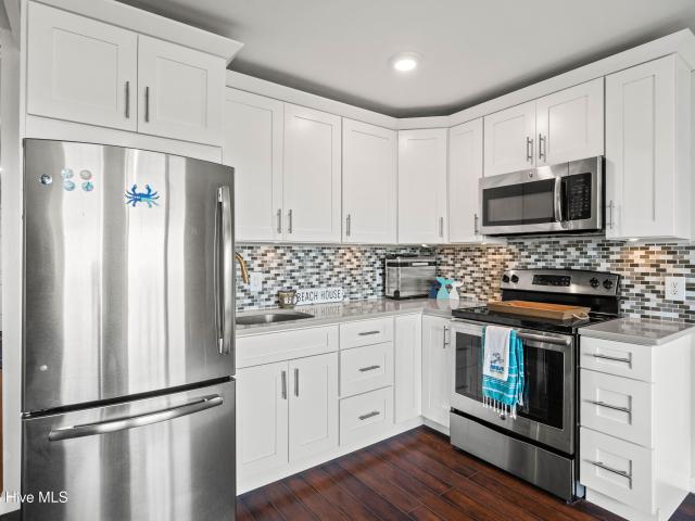 650 Cedar Point Boulevard # B 25