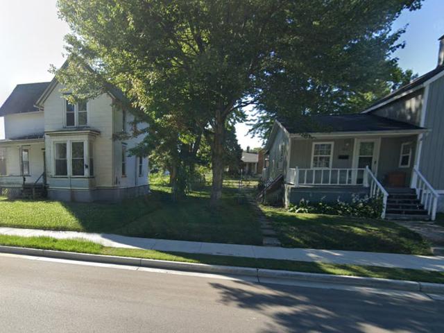 650 Monmouth Boulevard