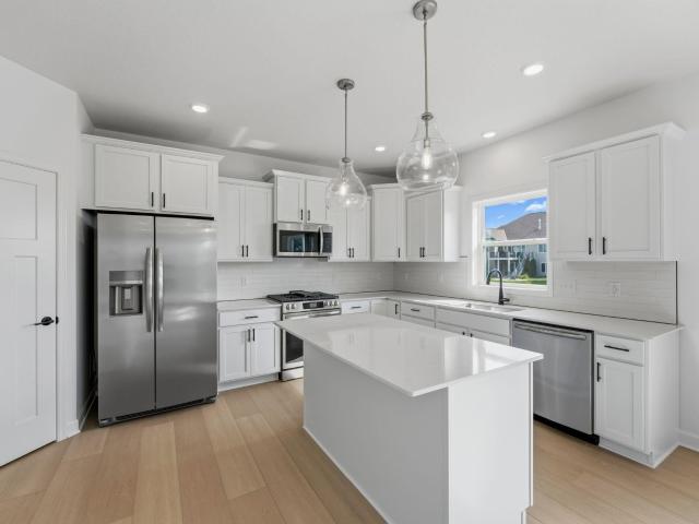 650 Sierra Parkway