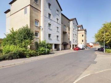 £650 PM·Lenzie Place, Springburn, Glasgow G21 3TZ