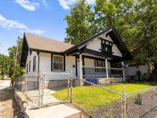 650 Parallel Avenue