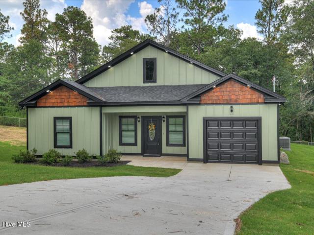 650b Hampton Circle