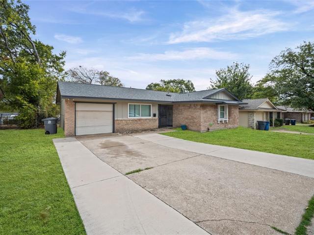6511 Baraboo Drive