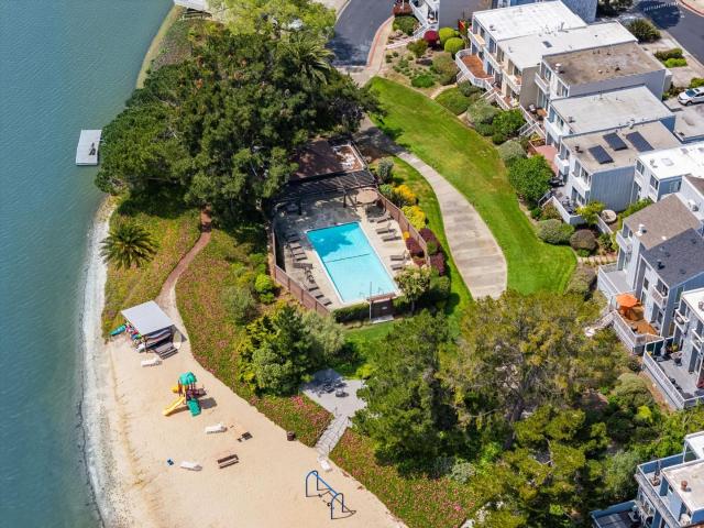 651 Port Dr, Unit 208, San Mateo, CA 94404 | MLS #ML82049