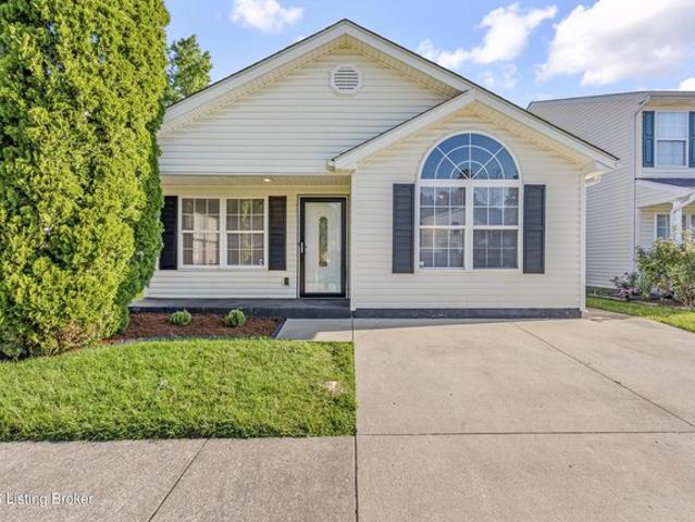 6524 Cottagemeadow Dr, Louisville, KY 40218