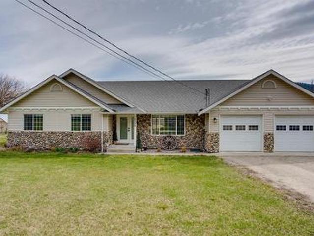 6524 Highway 6, Coldstream, BC, V1B 3C6 Luxury House for sale | Listing ID 10380 | Royal LePage Carriage Trade Luxury Properties