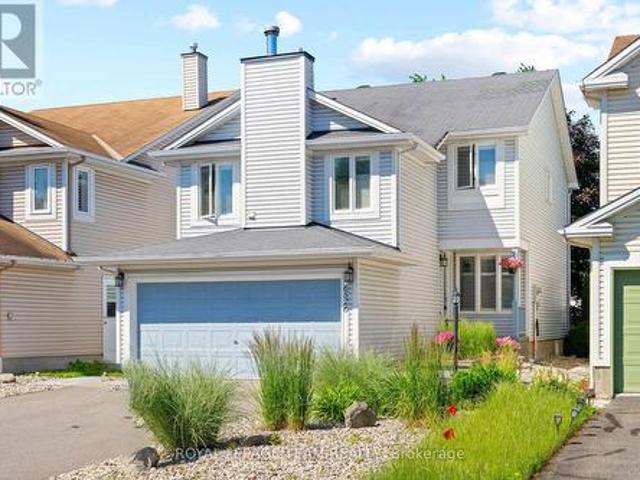 6526 Tooney Drive, Ottawa, ON, K1C 7G9 house for sale | Listing ID X13492 | Royal LePage