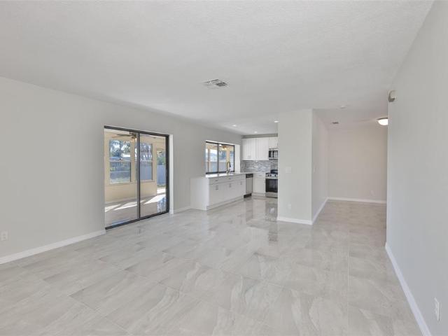 6523 King Palm Way, Apollo Beach, FL 33572 | MLS #TB8476
