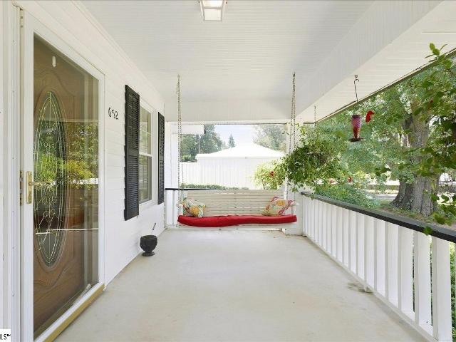 652 Arlington Road