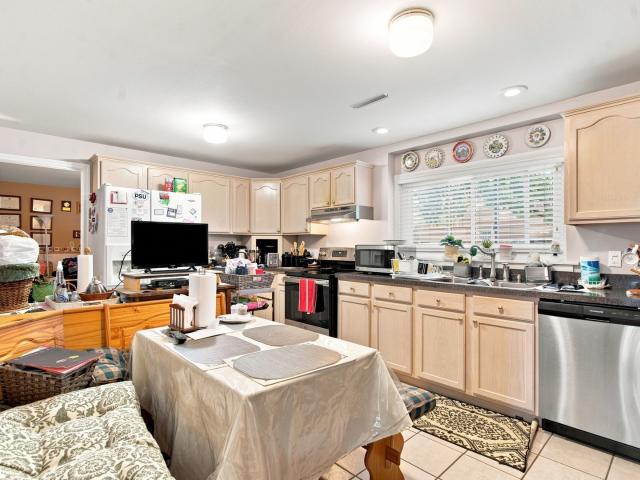 652 Sussex Lane