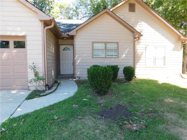 652 Ravinia Way