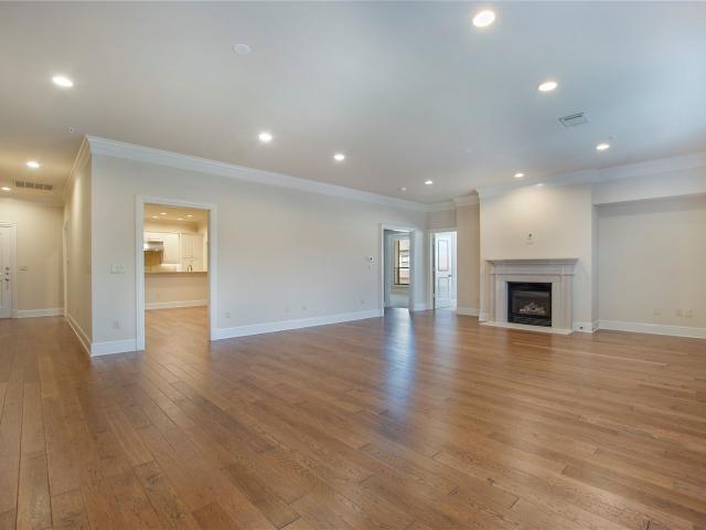 6535 Bandera Avenue, 1B, Dallas, TX