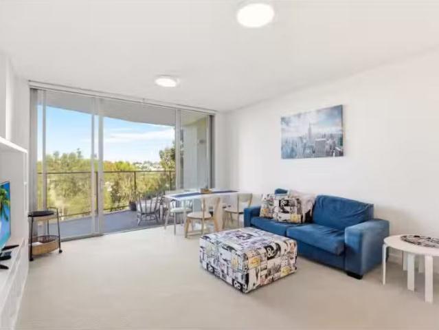 65/38 Solent Circuit, Norwest Apartment for rent Listed by Er.