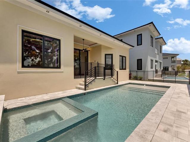 6532 Simone Shores Cir, Apollo Beach, FL 33572 | MLS #TB8390