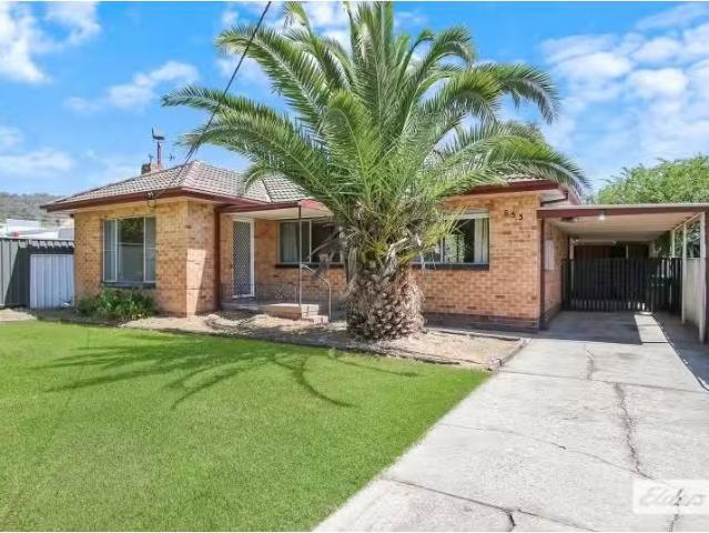 653 East Street, East Albury House for rent Listed by Jenna R.