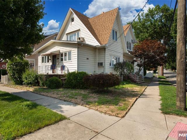 653 New York Avenue