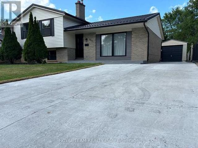 653 Steeplechase Drive, London South, ON, N6J 3P3 house for sale | Listing ID X13602 | Royal LePage