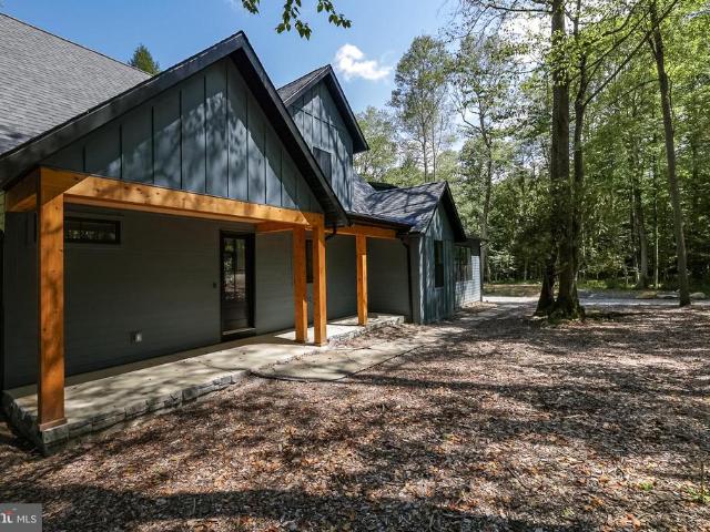 653 Watersound Trace