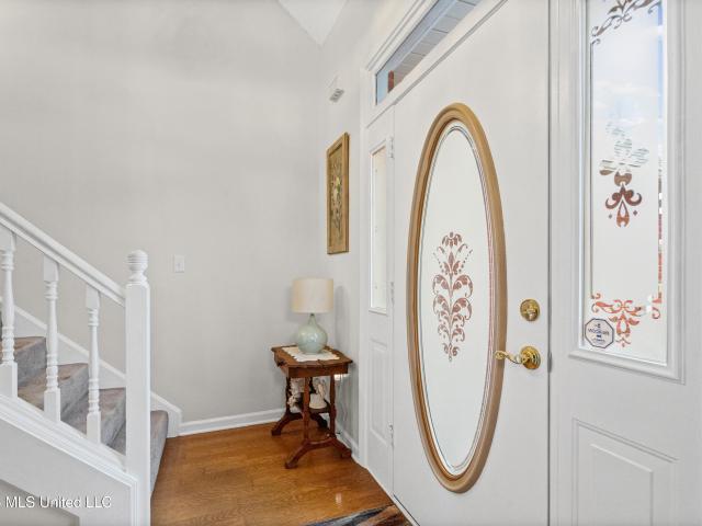 6546 Braybourne Main