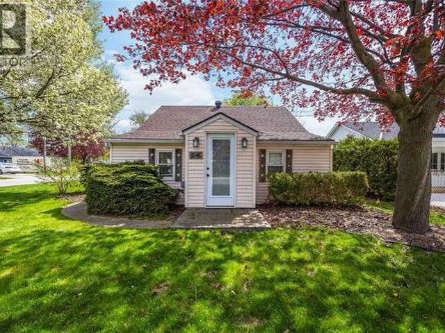 6546 Waterworks Road, Sarnia, ON, N0N 1C0 house for sale | Listing ID 26013 | Royal LePage