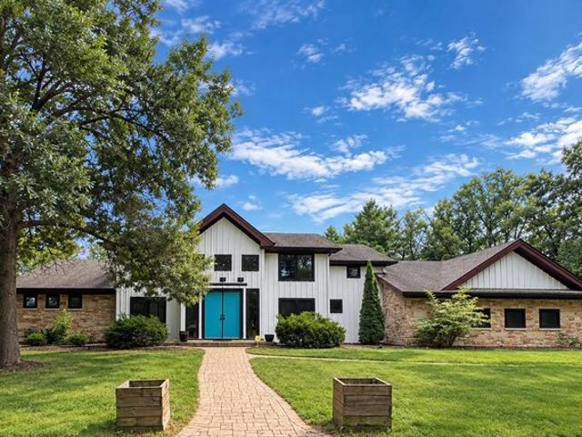 6540 Yale Bridge Rd, Rockton, IL 61072