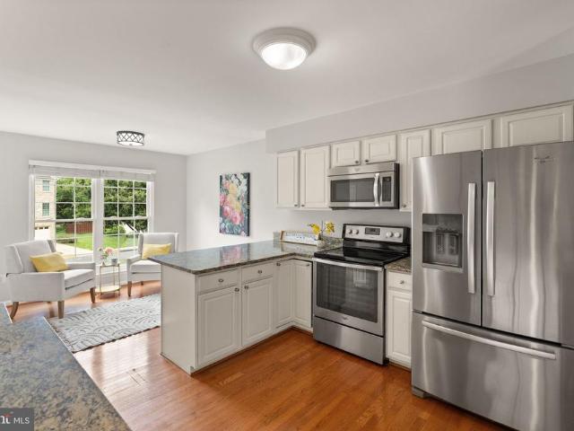 6543 Kelsey Point Circle