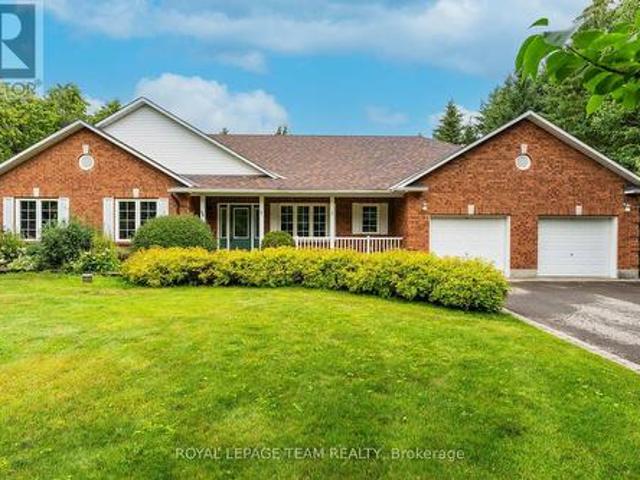 6543 Wheatfield Crescent, Ottawa, ON, K4P 1E9 house for sale | Listing ID X13711 | Royal LePage