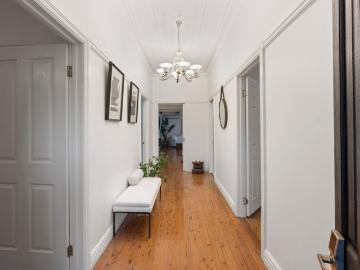 654 Elm Street, Albury, NSW 2640