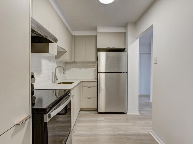 6555 Kildare 1 Bedroom Apartment for Rent